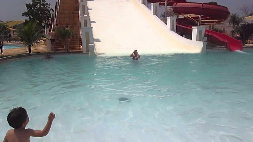 Lacqua Di Roma, Com Fogao Geladeira E Parque Aquatico 24H Caldas Novas Exterior photo