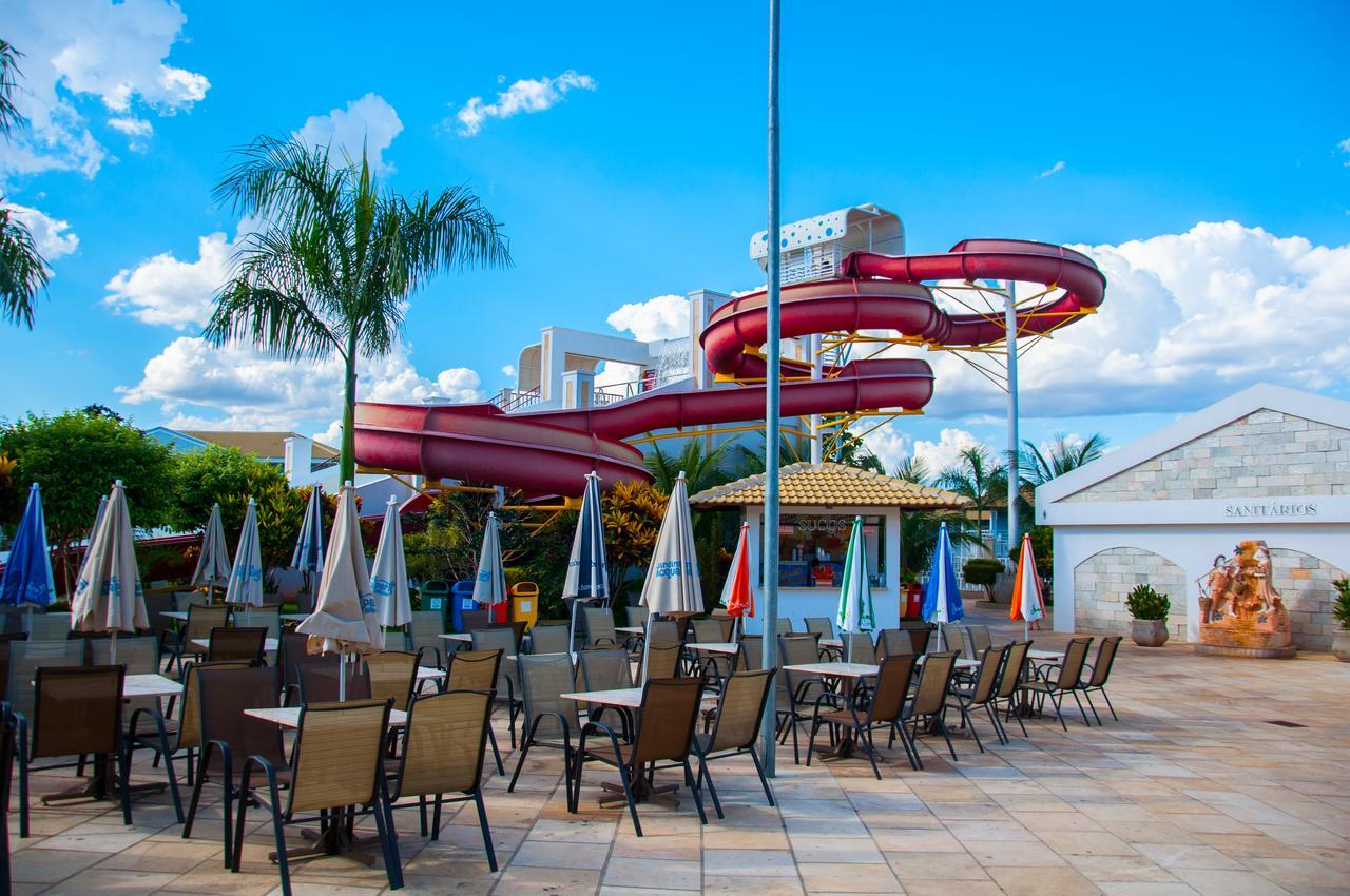 Lacqua Di Roma, Com Fogao Geladeira E Parque Aquatico 24H Caldas Novas Exterior photo